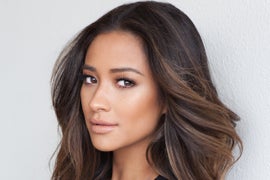 Timothy Olyphant, Shay Mitchell, Britt Robertson Join Jennifer Aniston in ‘Mother’s Day’