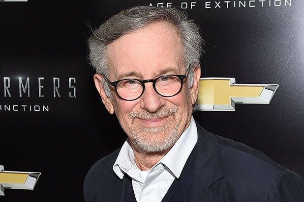 Steven Spielberg's Ready Player One takes the past into the future: This  week's EW cover