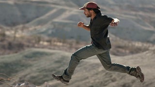 ‘Gravity’ Writer’s ‘Desierto’ Trailer Finds Jeffrey Dean Morgan Hunting Mexican Immigrants (Video)