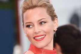 Elizabeth Banks: Directing ‘Pitch Perfect 3’ Conflicted With ‘My Parental Responsibilities’