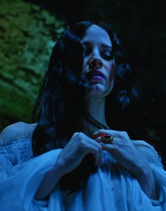 CrimsonPeak_Chastain