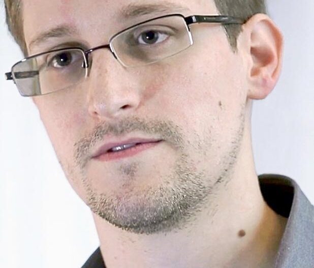Edward Snowden NSA Presidential Pardon Oliver Stone Joseph Gordon-Levitt