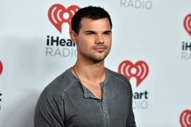 ‘Scream Queens’ Adds ‘Twilight’ Star Taylor Lautner to Season 2 Cast