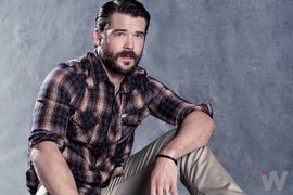 ‘HTGAWM’ Star Charlie Weber Teases Midseason Finale: Expect ‘A Lot More Bodies’ (Video)