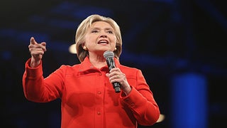 Hillary Clinton Visits ‘Scandal’ Set on Hollywood Fundraising Trip
