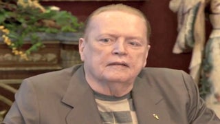 Larry Flynt Ponders ‘Million Dollar Listing’ Deal for Sunset Strip Hustler Building (Exclusive Video)