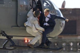 James Bond’s ‘Spectre’ Powers Past ‘Peanuts,’ Eyes $75 Million at Box Office