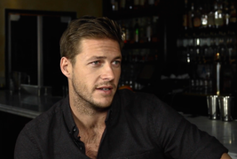 ‘Point Break’s’ Luke Bracey on Working With Mel Gibson on ‘Hacksaw Ridge’ (Video)