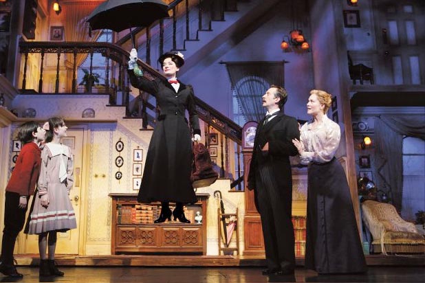 https://www.thewrap.com/wp-content/uploads/2015/12/Mary-Poppins.jpg