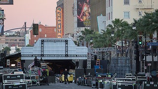 ‘Star Wars’ Frenzy Is in Full Force as Hollywood Braces for Monday Premiere
