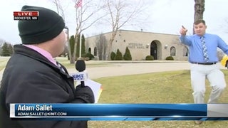 TV News Justice! Reporter Calls 911 After Spotting Bank Robber Live