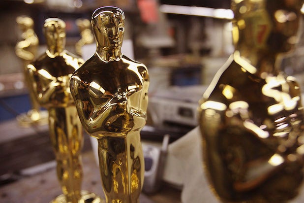 Oscars Statues #OscarsSoWhite