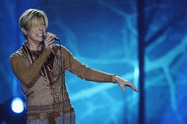 Top 9 David Bowie Songs to Commemorate a Rock Legend (Videos)