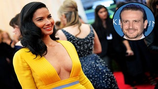 Oscars: Olivia Munn, Jason Segel to Host Sci-Tech Awards