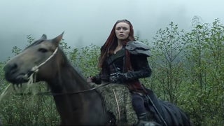‘The 100’ Star Alycia Debnam-Carey on Lexa’s Return: ‘I Can’t Wait to Kick Some Ass’