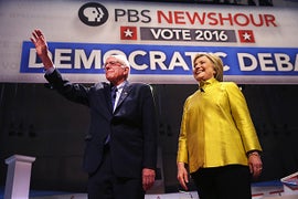 Democratic Debate: Hillary Clinton, Bernie Sanders Spar Over Obama, Immigration and Super PACs