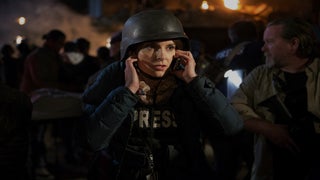 ‘Whiskey Tango Foxtrot’ Review: Tina Fey Goes to Kabul in Sharp, Savvy Wartime Comedy