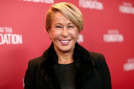‘The Simpsons’ Star Yeardley Smith Is Shopping Immigration Comedy Series ‘The Import’ (Exclusive)