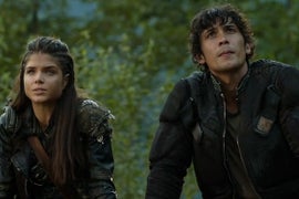 ‘The 100’ Sneak Peek Teases Blake Sibling Bonding and a Surprise Visitor (Exclusive Video)