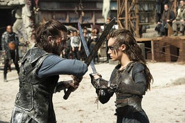 ‘The 100’ Stars Alycia Debnam-Carey, Zach McGowan Weigh in on Shocking Death