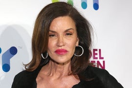 Janice Dickinson Testifies at Cosby Retrial: ‘I Wanted to Punch Him in the Face’