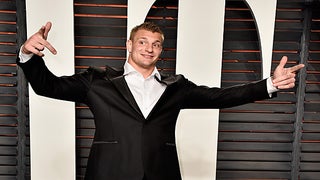 NFL Star Rob Gronkowski Set to Host Nickelodeon Series ‘Crashletes’