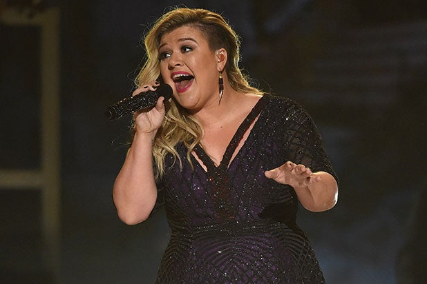 kelly clarkson