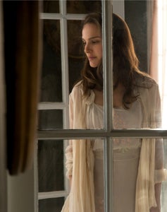 knight-of-cups-Portman