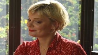 Martha Plimpton on Playing the Mom of a Gay Teen in ‘The Real O’Neals’ (Video)