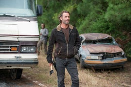 ‘Walking Dead’s’ Andrew Lincoln on Negan Victim Questions: ‘It’s Become Part of My Daily Routine’