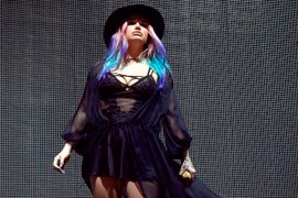 Kesha Surprises Fans With Powerful Performance at Coachella