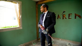 ‘Demolition’ Review: Jake Gyllenhaal Grapples With Delayed Grief in Dark Dramedy