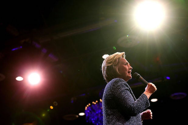 Hillary Clinton to Hold LA Fundraiser on Cinco de Mayo