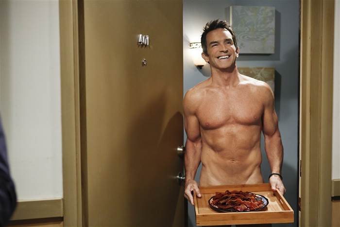 Jeff Probst Naked on Two and a Half Men (CBS) Jeff Probst Naked on Two and a Half Men (CBS)