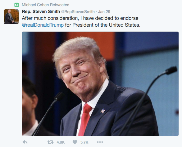 Trump aide retweets fake endorsement
