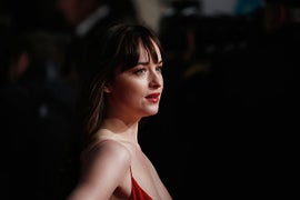 Dakota Johnson Line in ‘Fifty Shades Darker’ Pays Tribute to Mom Melanie Griffith’s ‘Working Girl’