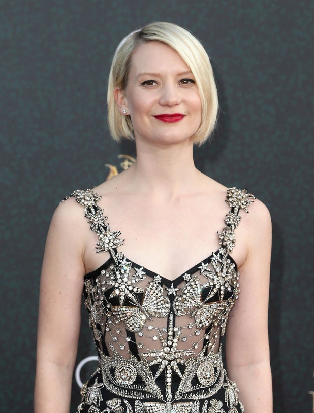 Mia Wasikowska Alice Through the Looking Glass