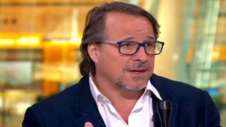 Top LA Times, Chicago Tribune Exec Pays Himself $15 Million in Christmas Eve Surprise