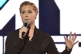 Amy Schumer’s Sarcastic Apology for Tampa Trump Joke: ‘I Will Go Straight to a Rehab Facility’ (Video)