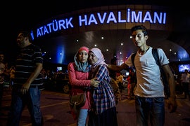 Istanbul Airport Attack: Donald Trump, Hillary Clinton Urge End of Terrorism