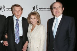 Sumner Redstone Visits Paramount Lot as Daughter, Phillippe Dauman Brace for Sun Valley Face-Off