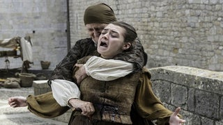 ‘Game of Thrones’ Fan Uses Medical Facts to Prove That Arya’s Stabbing Made No Sense