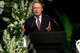 Did Billy Crystal Take a Jab at Donald Trump in Muhammad Ali Eulogy?