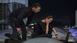 Critics Agree: ‘Keeping Up With the Joneses’ Is ‘a Waste’