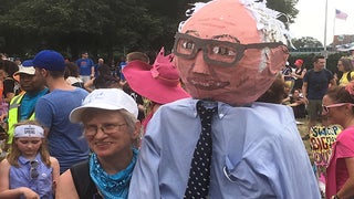 DNC: Scenes From a Bernie Sanders Rally (Photos)