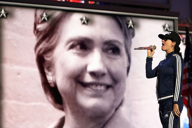 Democratic Convention Day 4: Katy Perry , Carole King, Kareem Abdul-Jabbar Warm Up Crowd