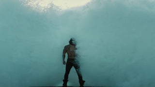 ‘Justice League’ Trailer: Watch Batman Recruit Aquaman, The Flash and More (Video)