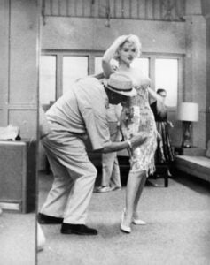 'Women He's Undressed' Review: Oscar-Winning Costumer Orry-Kelly Lives