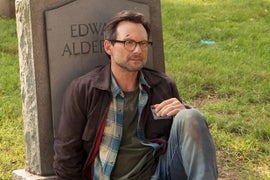 ‘Mr Robot’ Star Christian Slater Wants to Hug John Travolta at Golden Globes