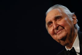 Fyvush Finkel, ‘Boston Public’ and ‘Picket Fences’ Actor, Dies at 93